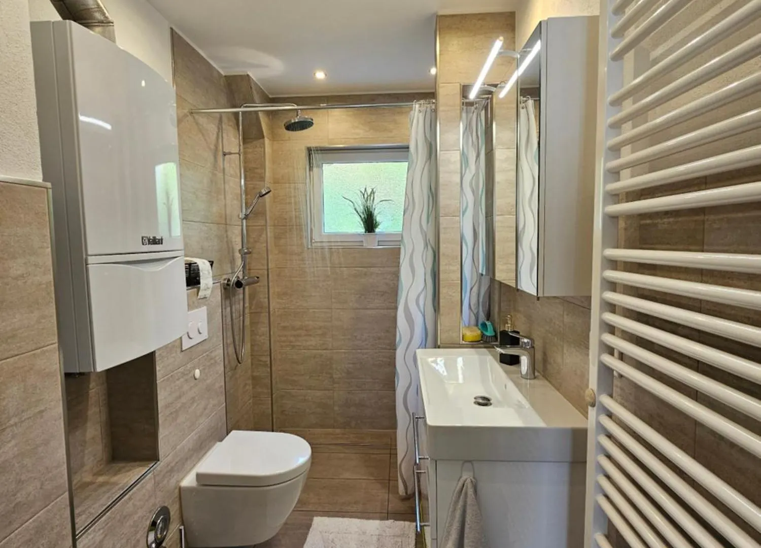 Rk79 Ferienwohnung: Garden Retreat with Pool near Klinikum and Transit Fuerth 0*,  Germany